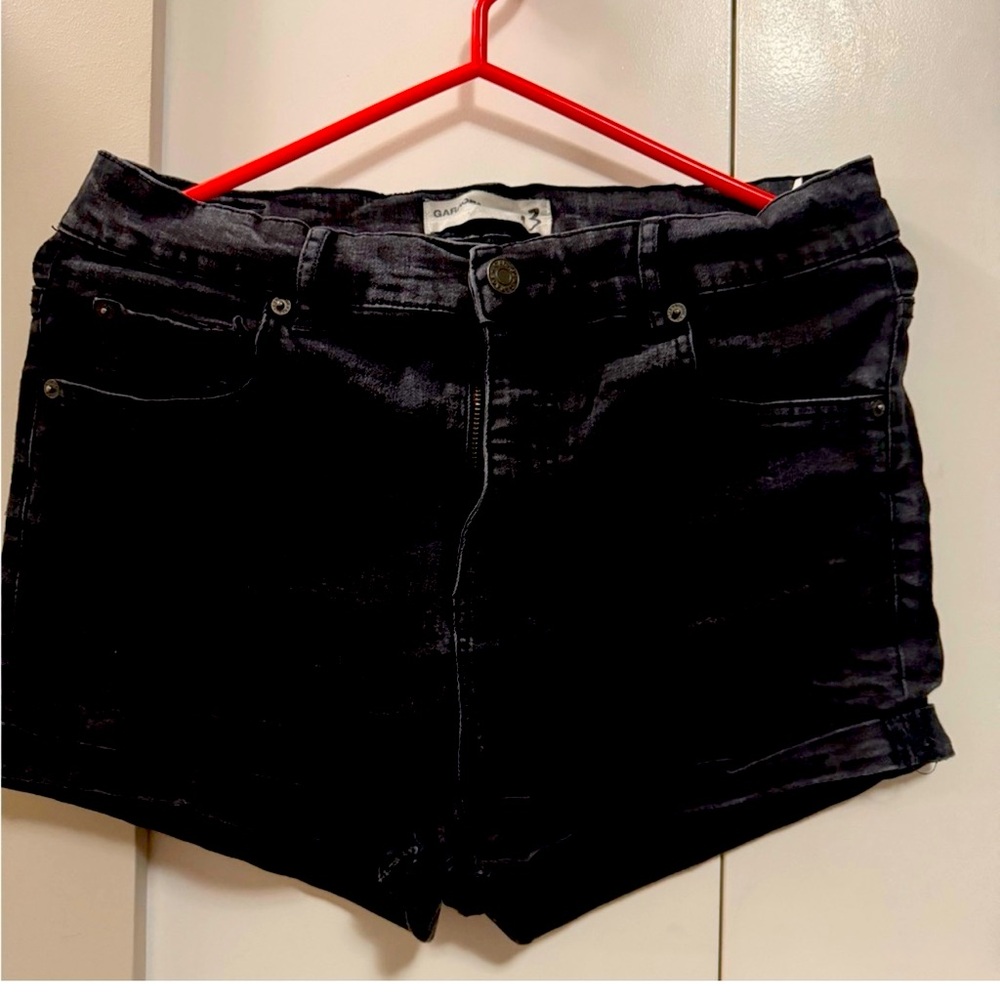 black high waisted short
